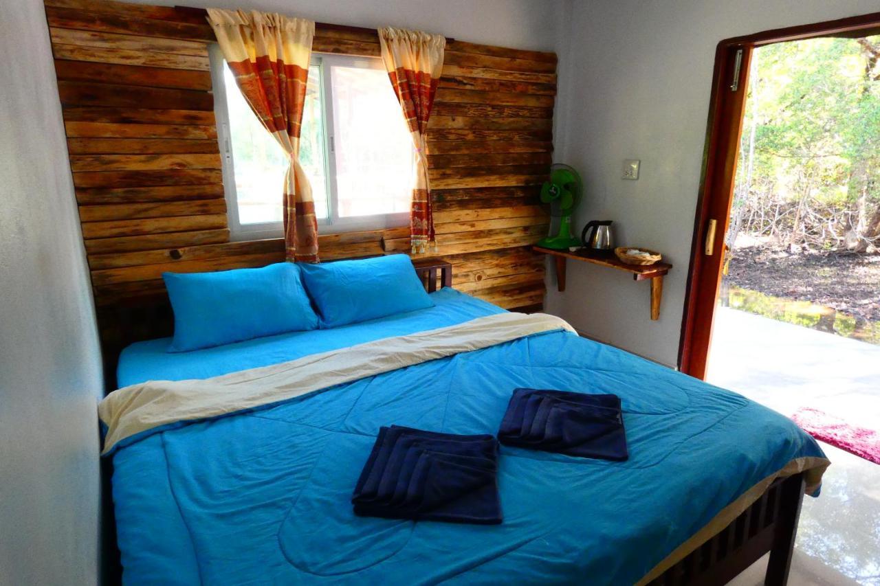 Chom Suan Homestay Ko Kut Zewnętrze zdjęcie